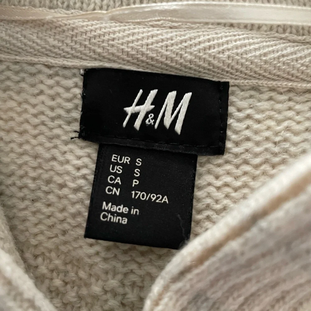 H&M Wool Blend Knit Pullover Sweater Natural Tan NWOT